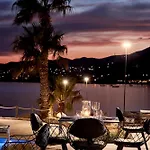 Poseidon Of Paros & 5* Chrisi Akti (Paros)