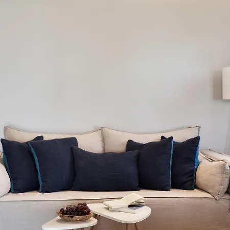 Poseidon Of Paros & Hotell