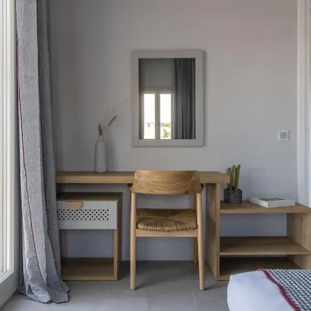 Poseidon Of Paros & 5* Chrisi Akti (Paros)